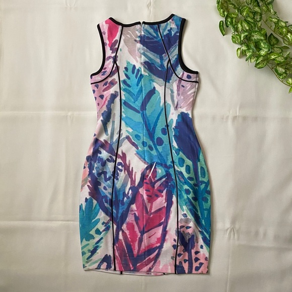 Summer Bodycon Mini Dress - Picture 4 of 4